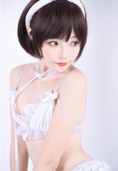 欧美女超人剧情片_国产剧电影完整版在线观看