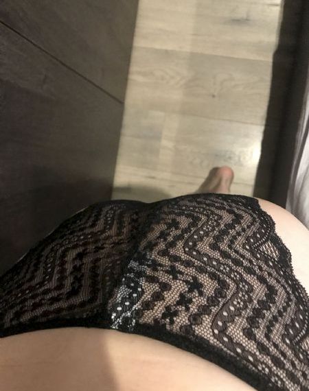 黑白高冷欧美头像_超清高清在线