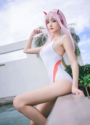 欧美人和狗的头像_国产剧高清完整版